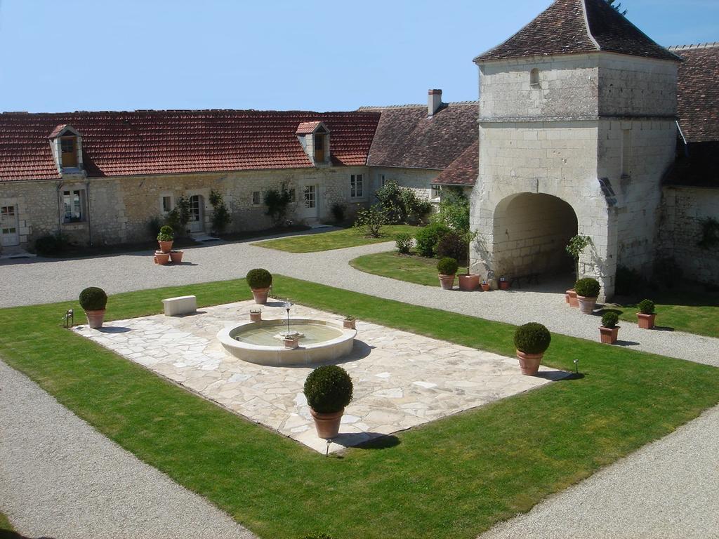 Manoir De La Rousselliere Aparthotel Loches Εξωτερικό φωτογραφία