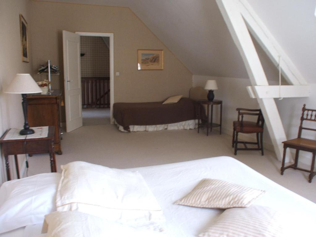 Manoir De La Rousselliere Aparthotel Loches Δωμάτιο φωτογραφία
